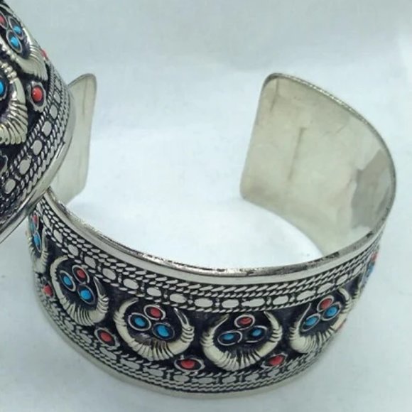 Single Afghan Turquoise & Red Bead Cuff: Kuchi Tribal Bracelet - Picture 5 of 6